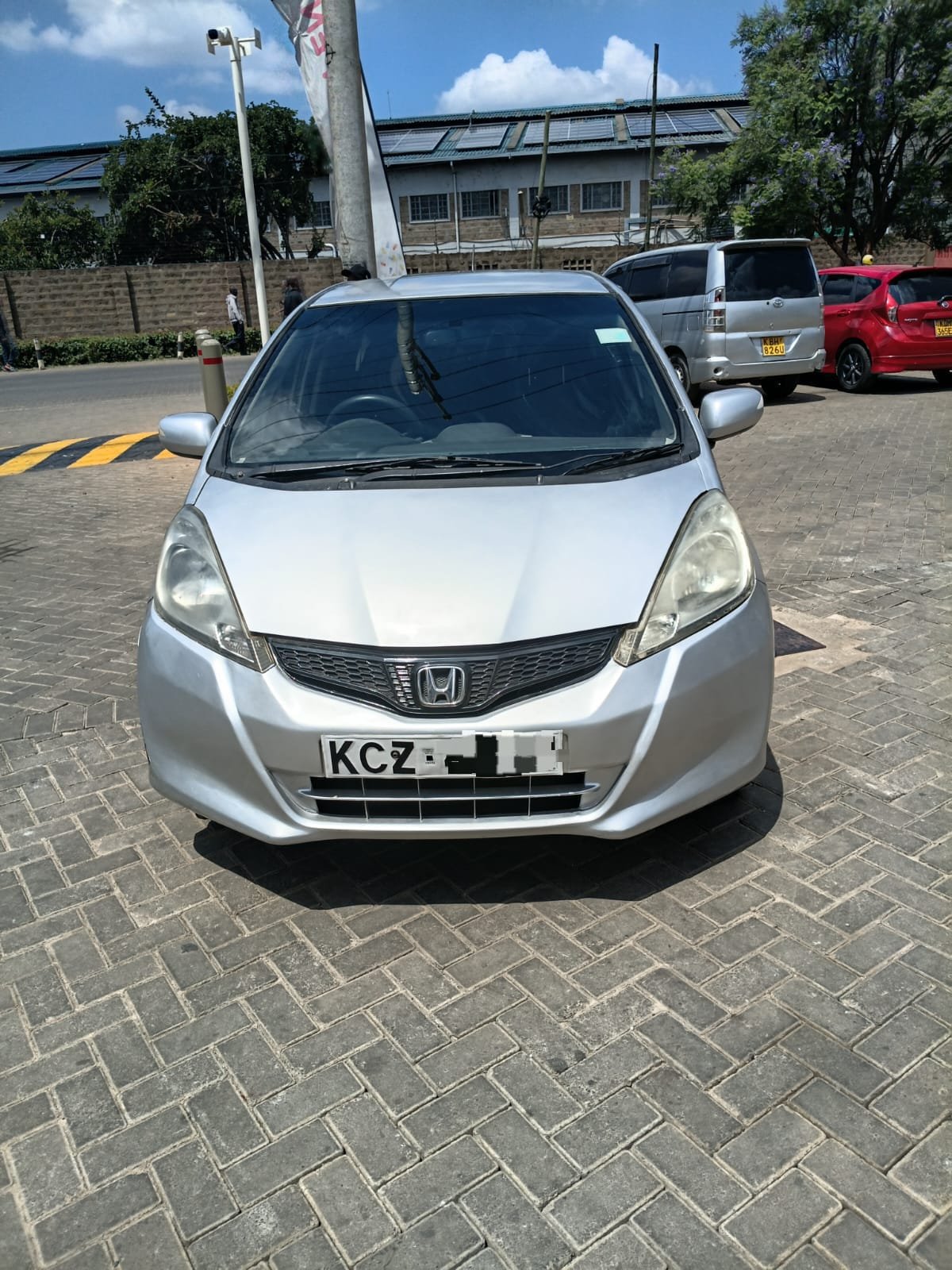Honda Fit image 1